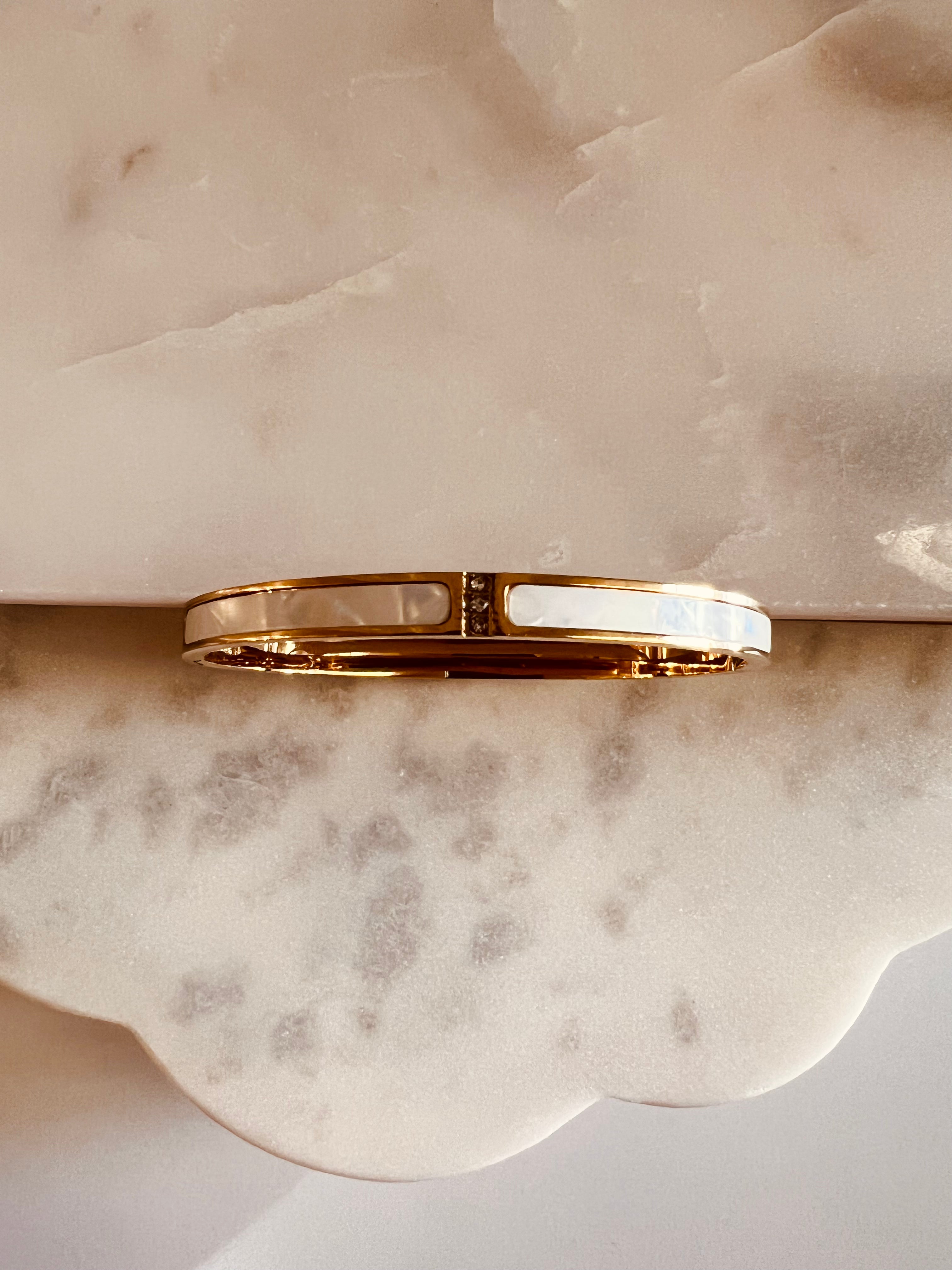 Ivory Glow Bangle